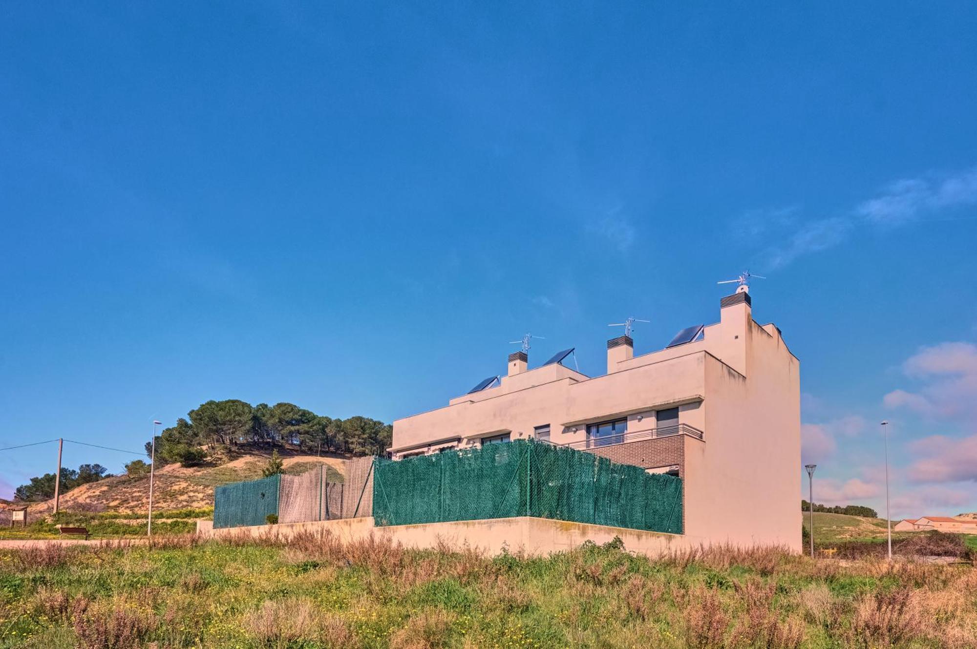 Casa Viana By Clabao Apartment Exterior photo